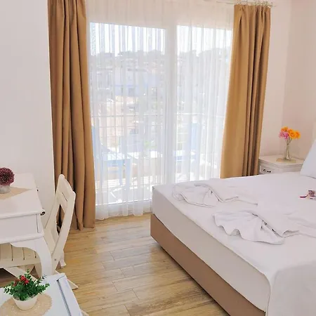 Allegria Boutique Çeşme